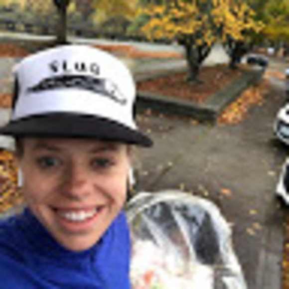 Meet your Posher, Andrea - Picture 1 of 1